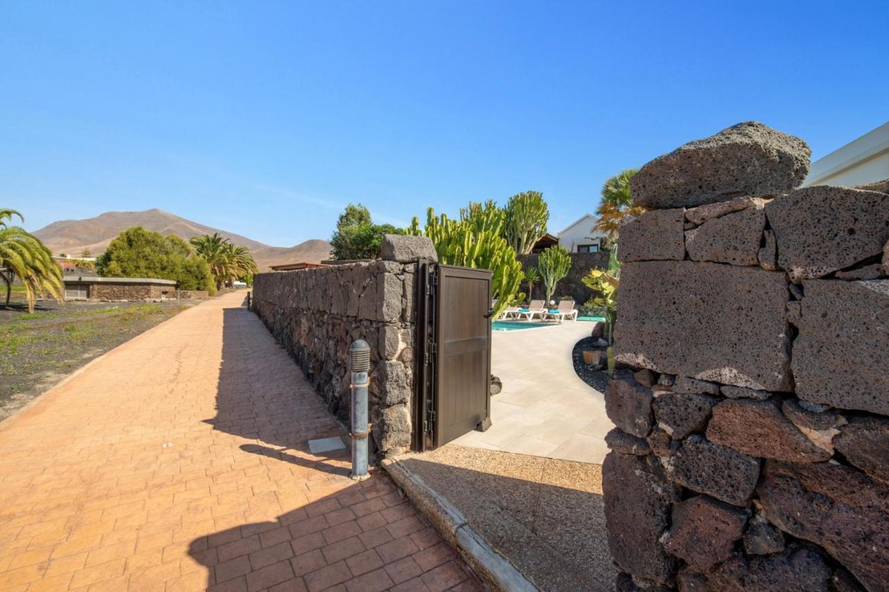 Villa Sarita Sol By Villa Plus Playa Blanca (Lanzarote) Exterior foto